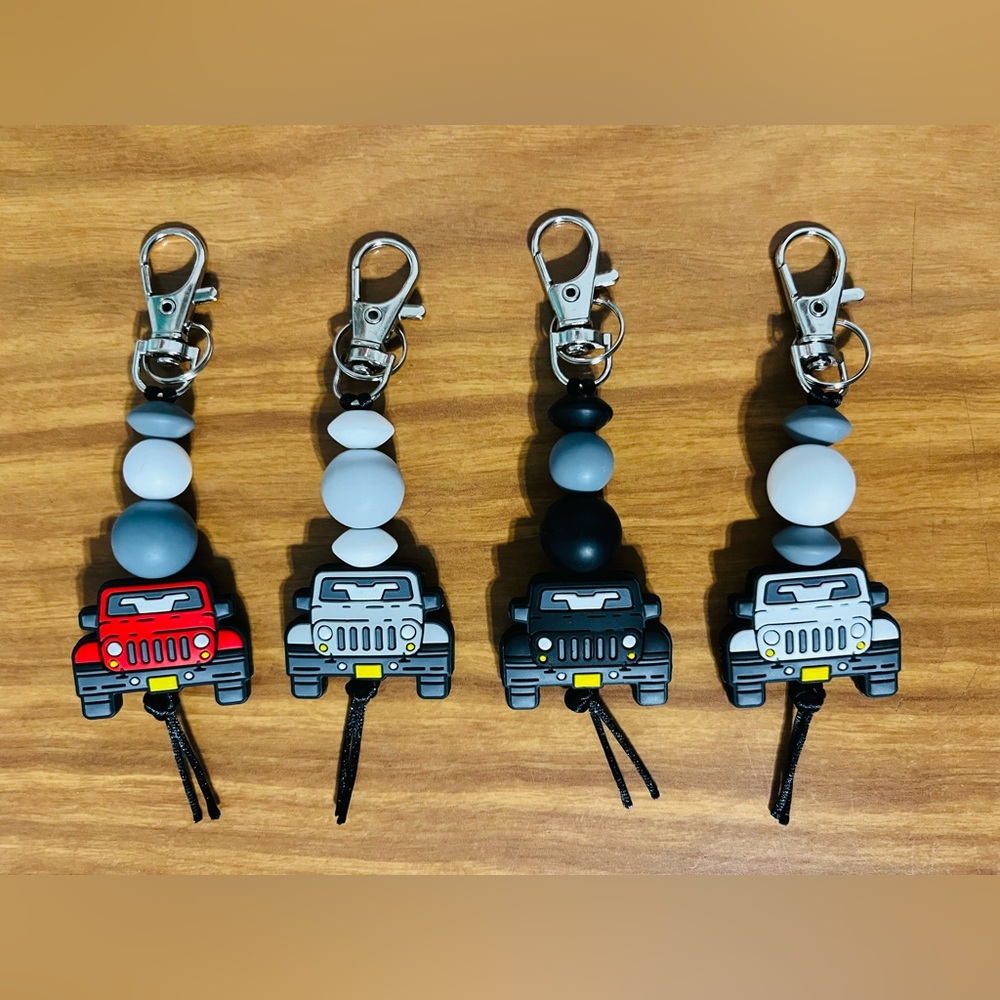 🔥Red Jeep Keychain🔥 - Picture 4 of 4